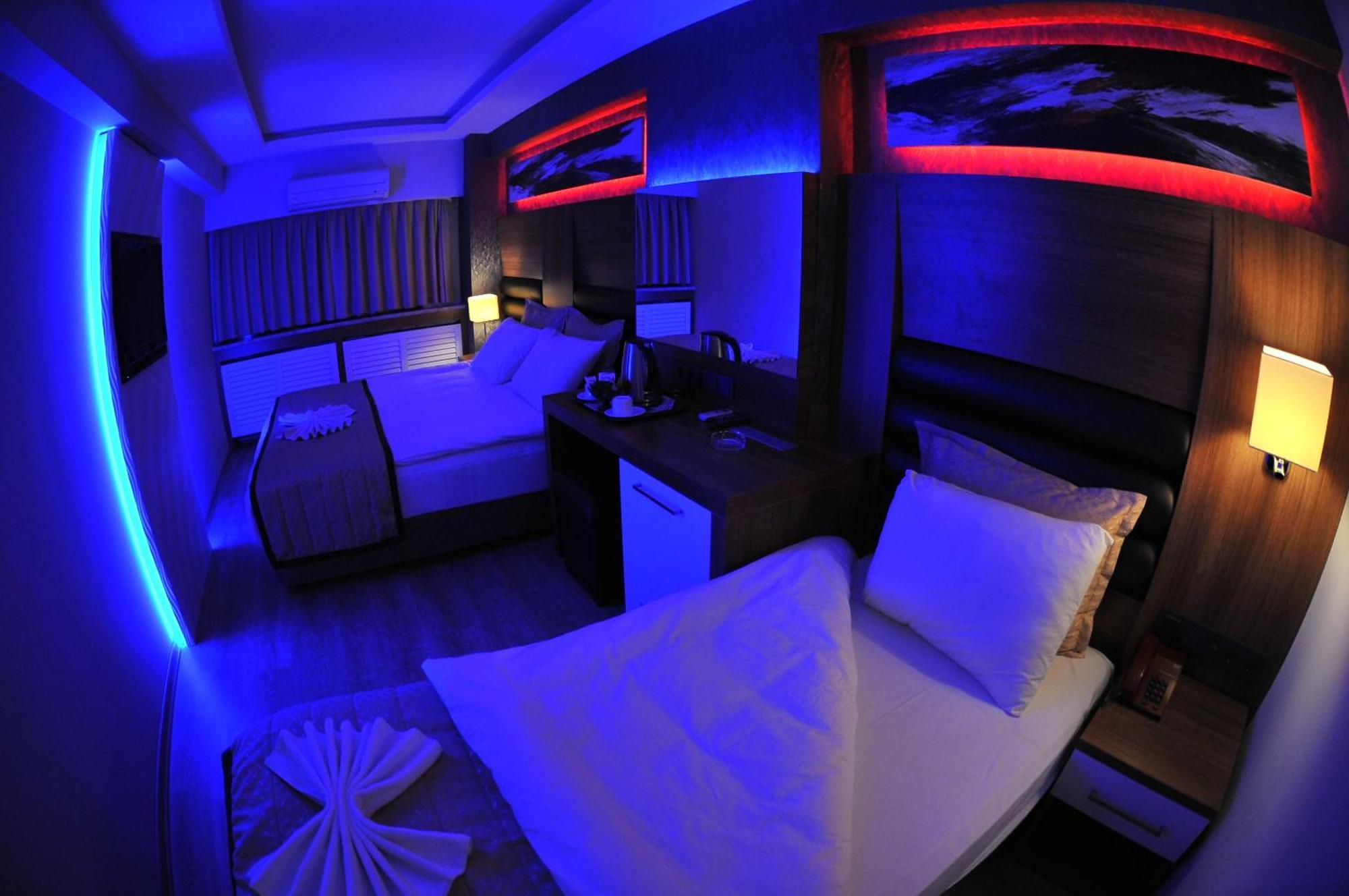 Otel Kabacam İzmir Bilik gambar
